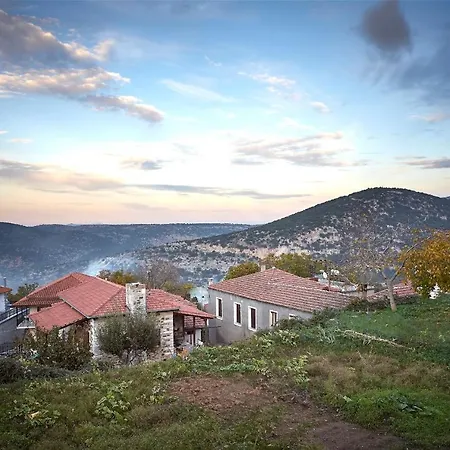 Malevos Traditional *