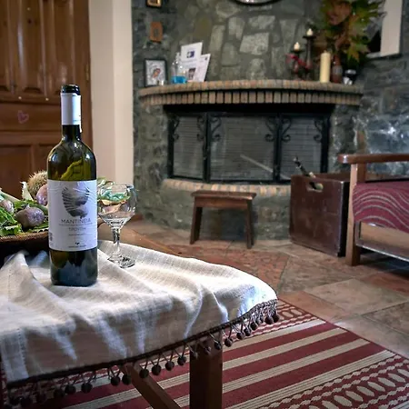 Malevos Traditional *