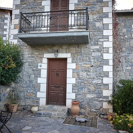 Malevos Traditional Homestay