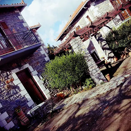 Malevos Traditional *