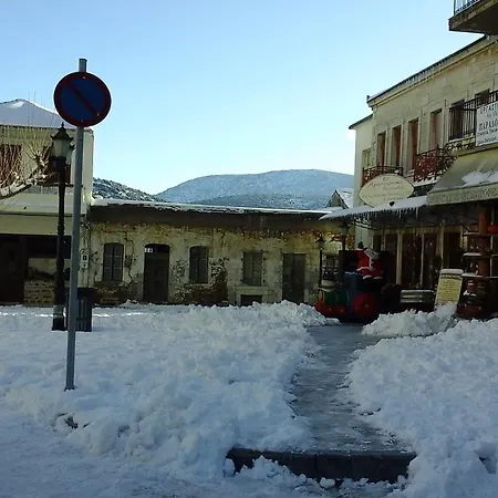 Homestay Malevos Traditional