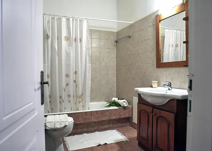 Δωμάτια σε οικογενειακή κατοικία Malevos Traditional