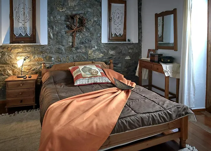 Malevos Traditional *