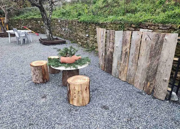 Malevos Traditional