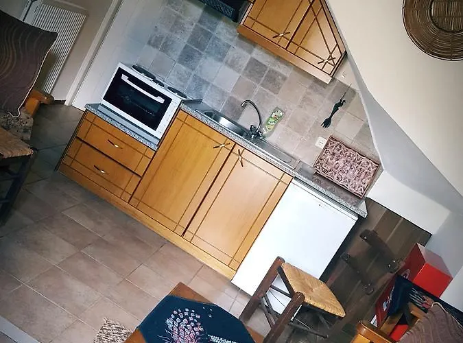 Malevos Traditional * Agios Petros (Arcadia)